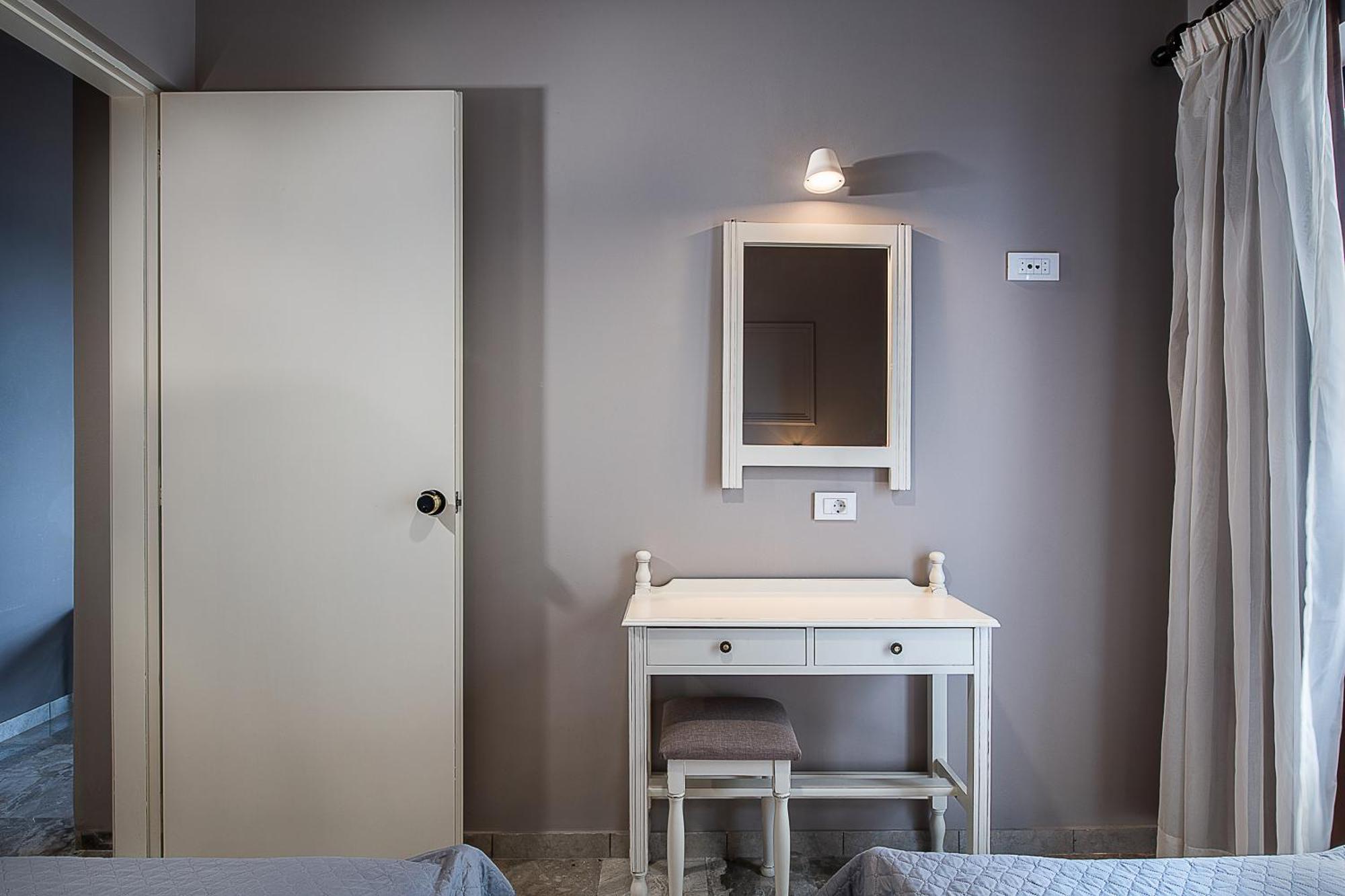 Lia Beachfront Apartments Stalos Bilik gambar