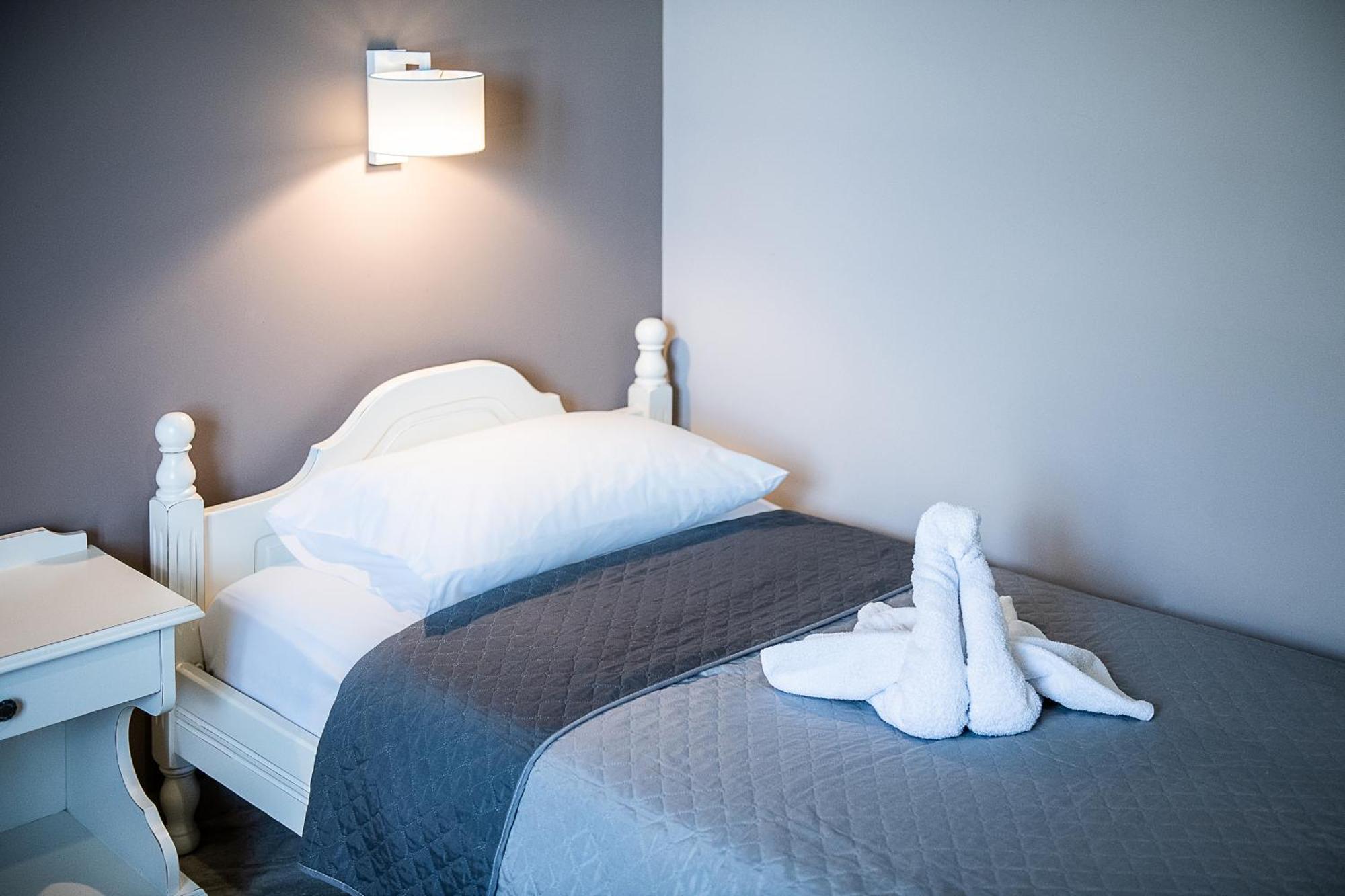 Lia Beachfront Apartments Stalos Luaran gambar